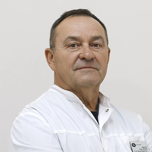 komoltsev.jpg